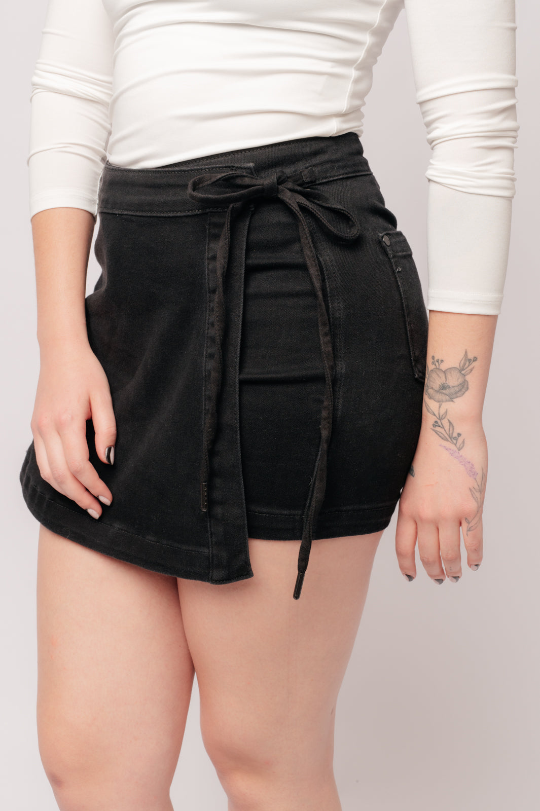 JUDY BLUE Bentli High Rise Side Tie Denim Skort