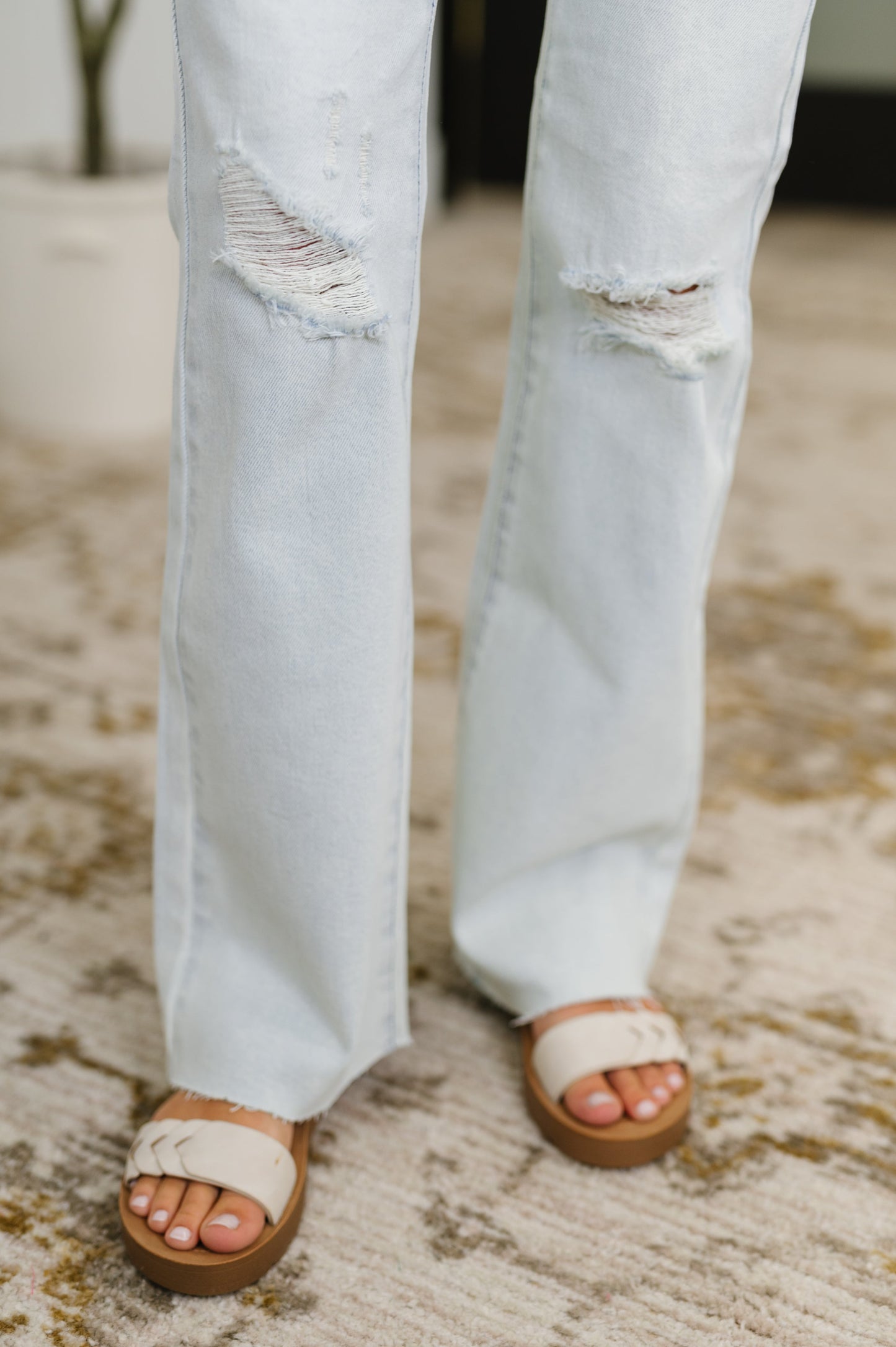JUDY BLUE Alyse Mid Rise Fray Hem Bootcut Jeans