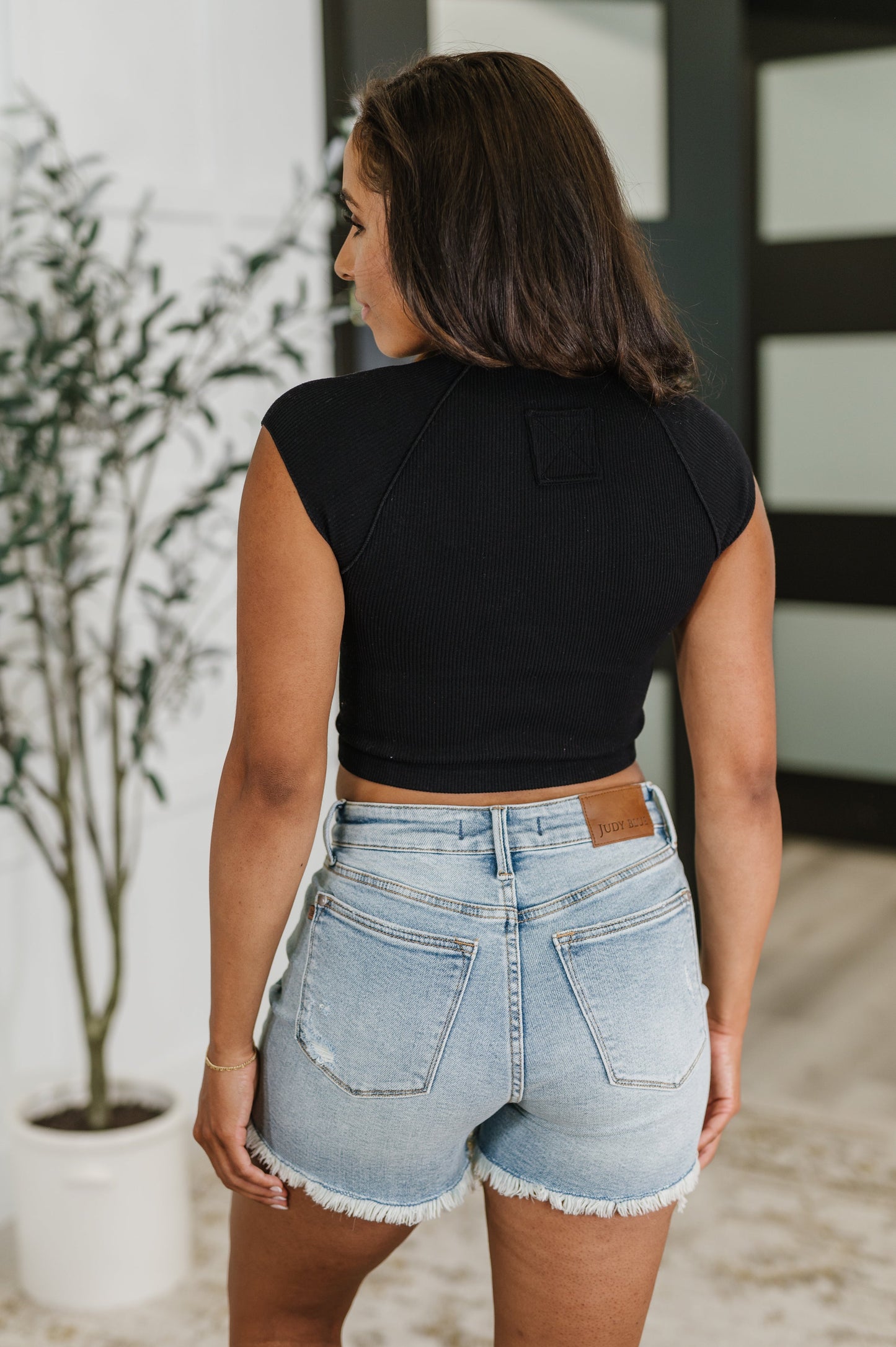 Heavenly Black Cap Sleeve Crop Top