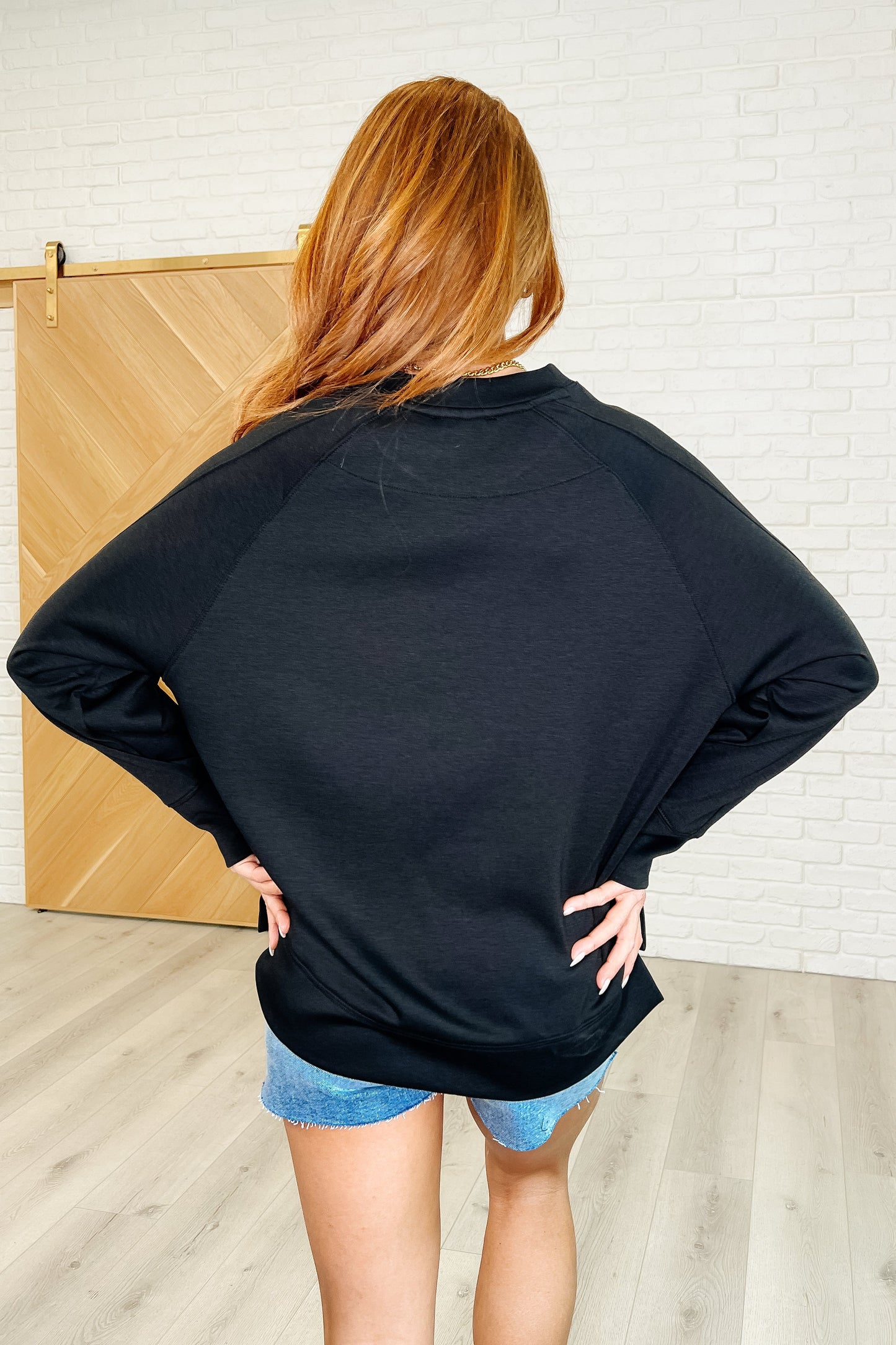 Harbor Relaxed Scuba Pullover Top, Black