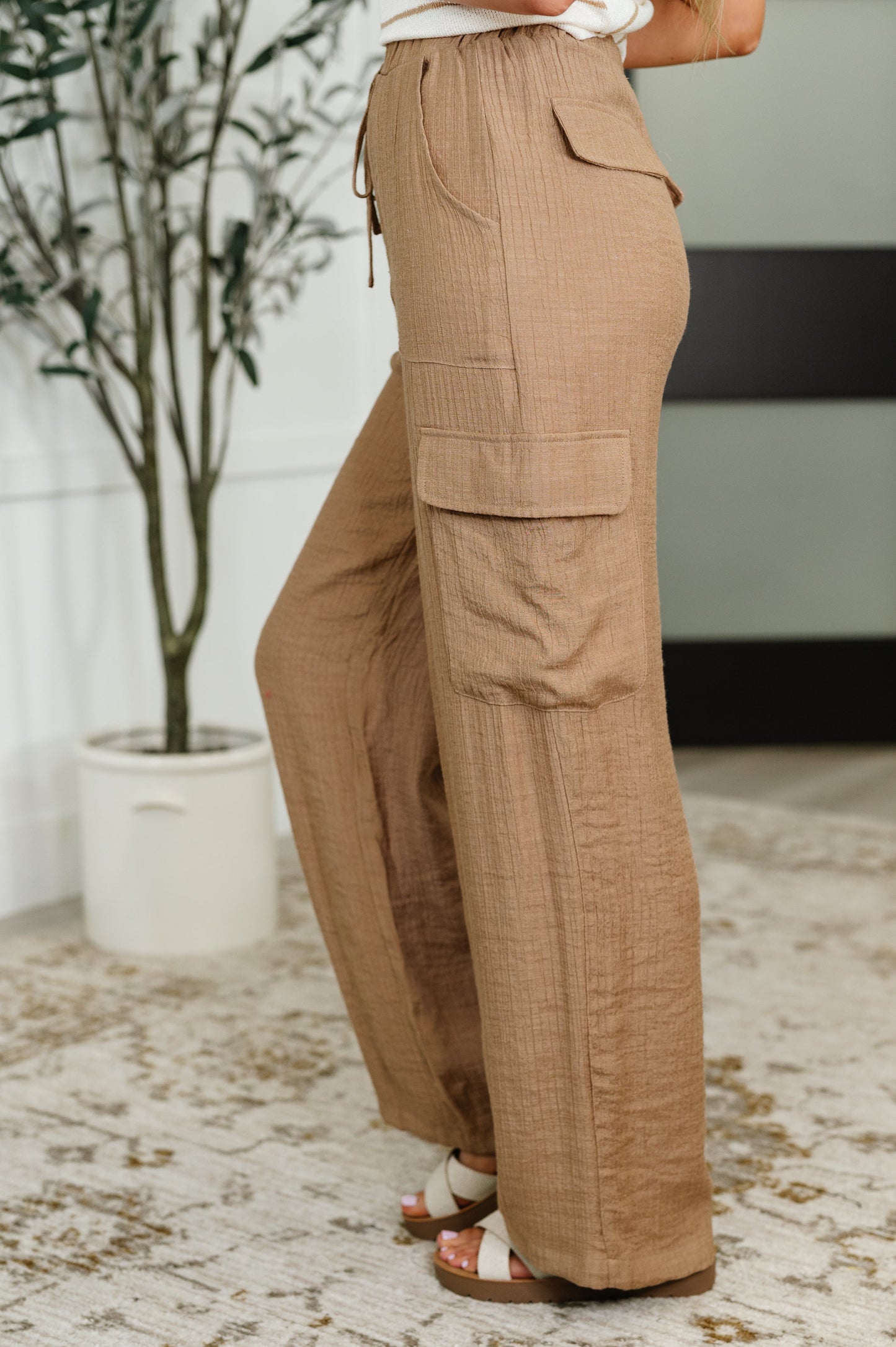 Off Duty Straight Leg Cargo Pants, Tan