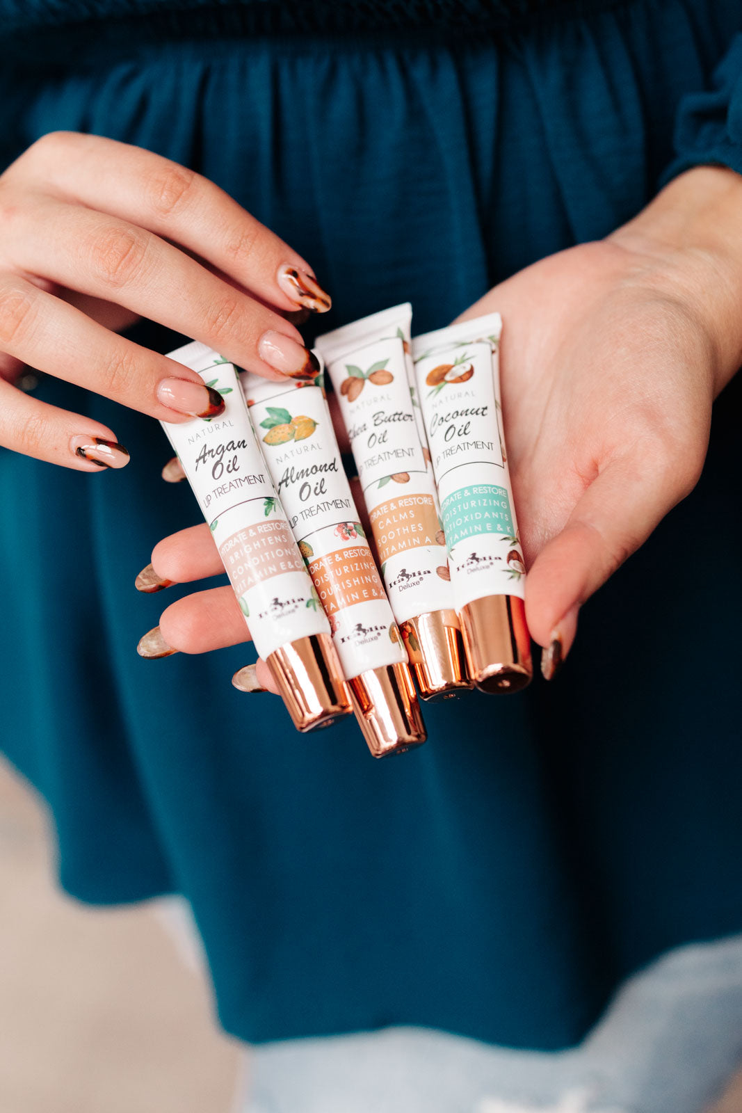 Babes Natural Lip Oils (4 Flavors!)