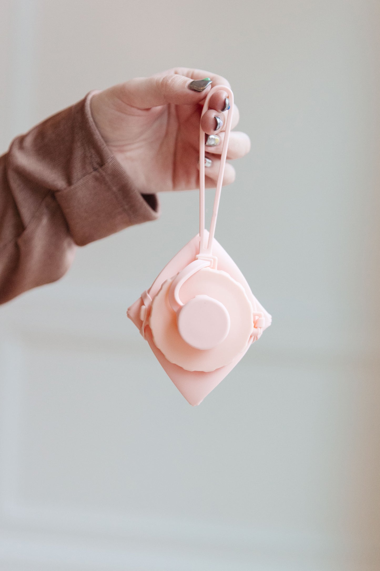 Collapsing Silicone Water Bottle, Diamond Pink