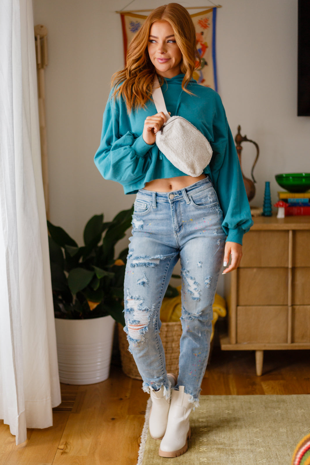 Hanging Out Cropped Hoodie, Teal
