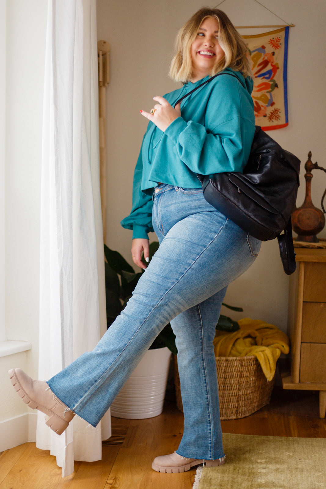 Hanging Out Cropped Hoodie, Teal