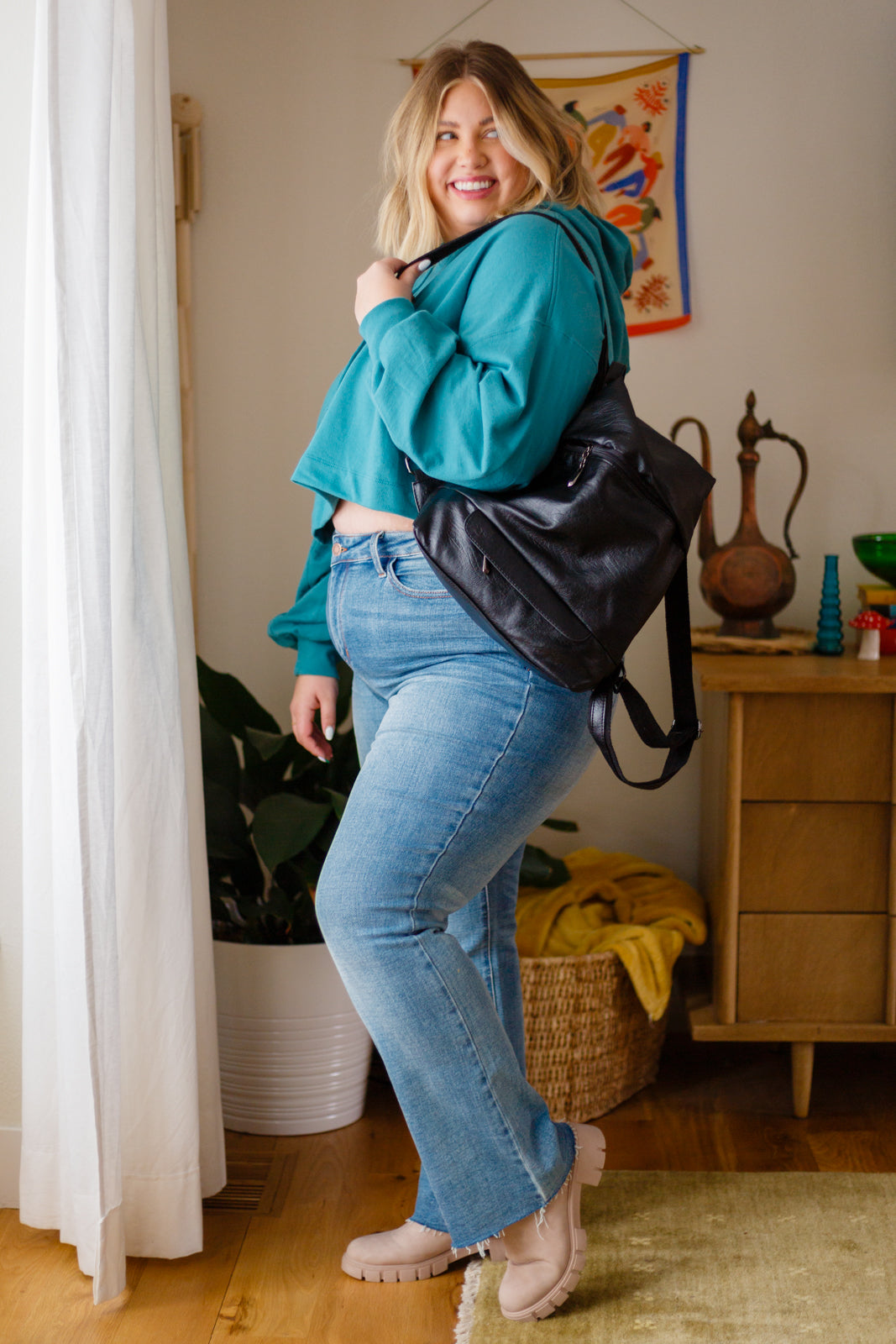Hanging Out Cropped Hoodie, Teal