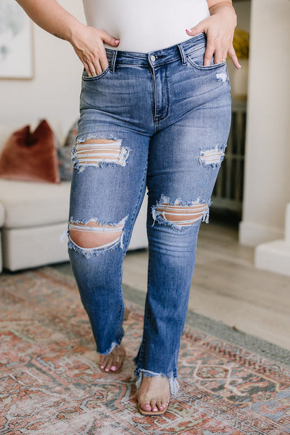 JUDY BLUE O'Hara Destroyed Straight Leg Jeans