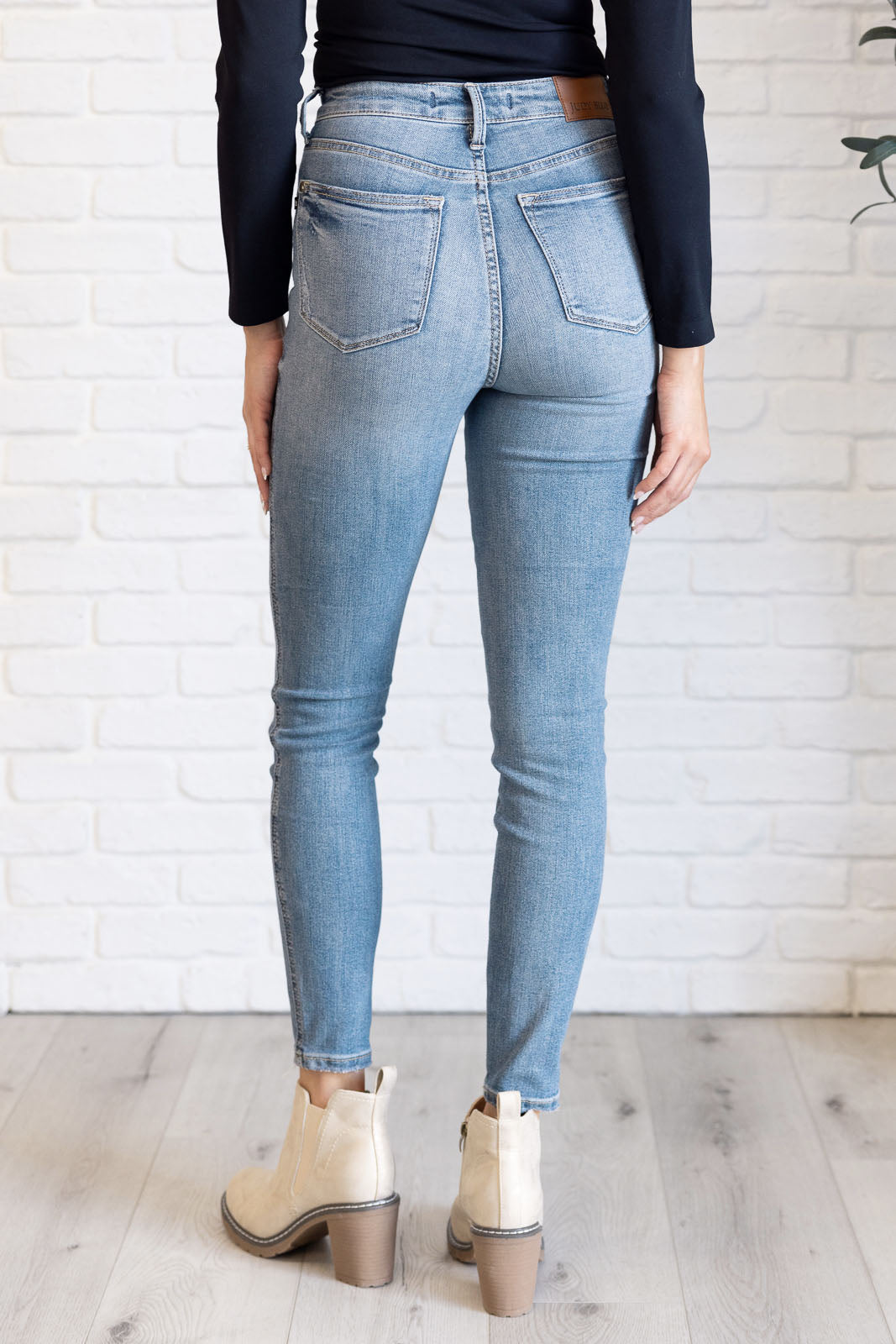 JUDY BLUE Justine High Rise Tummy Control Contrast Wash Skinny Jeans