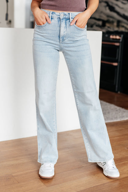 JUDY BLUE Brooke Tummy Control Vintage Wash Straight Jeans