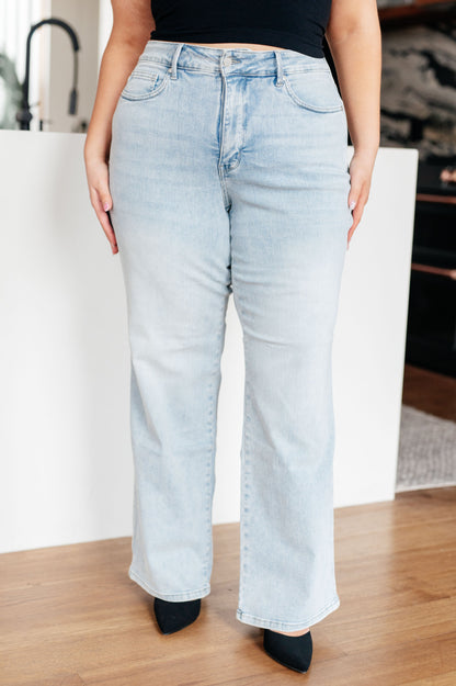 JUDY BLUE Brooke Tummy Control Vintage Wash Straight Jeans