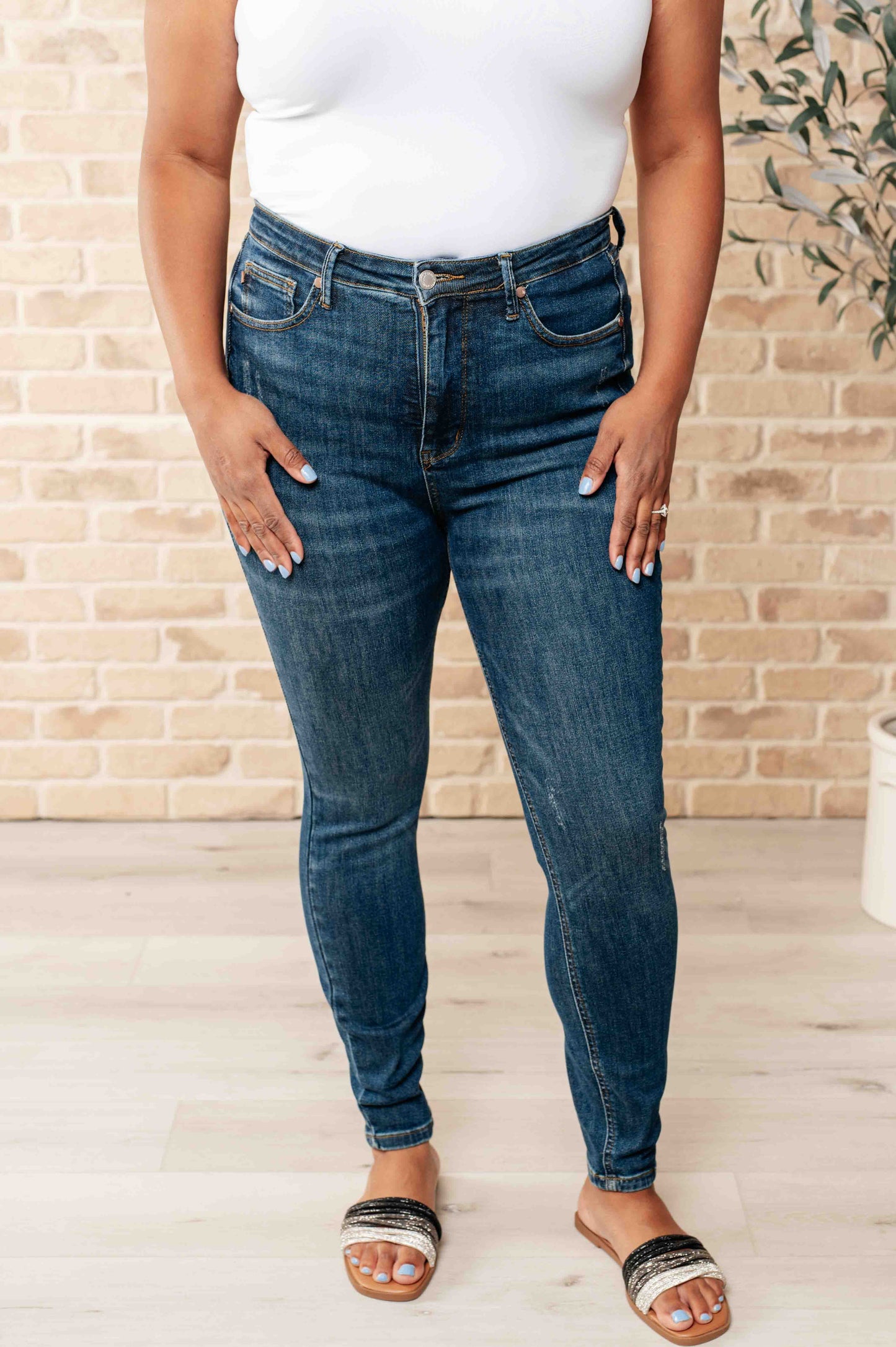 JUDY BLUE Cora High Rise Tummy Control Skinny Jeans