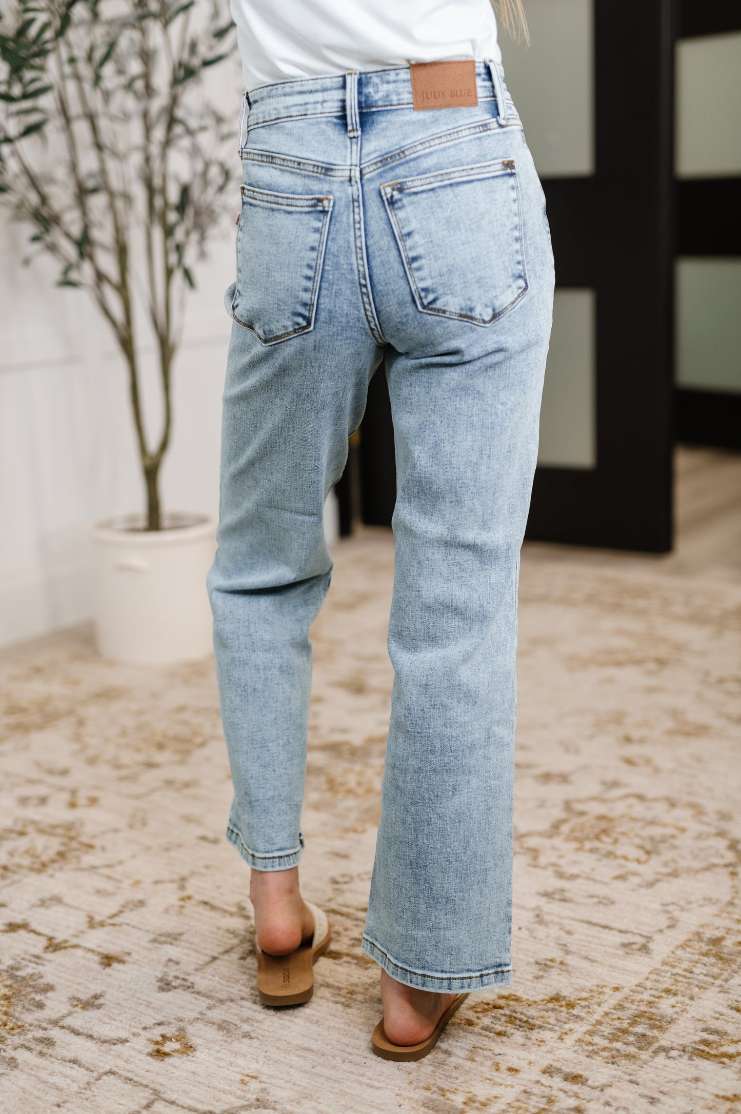 JUDY BLUE Debbie High Rise Stone Wash Straight Fit Jeans