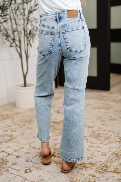 JUDY BLUE Debbie High Rise Stone Wash Straight Fit Jeans