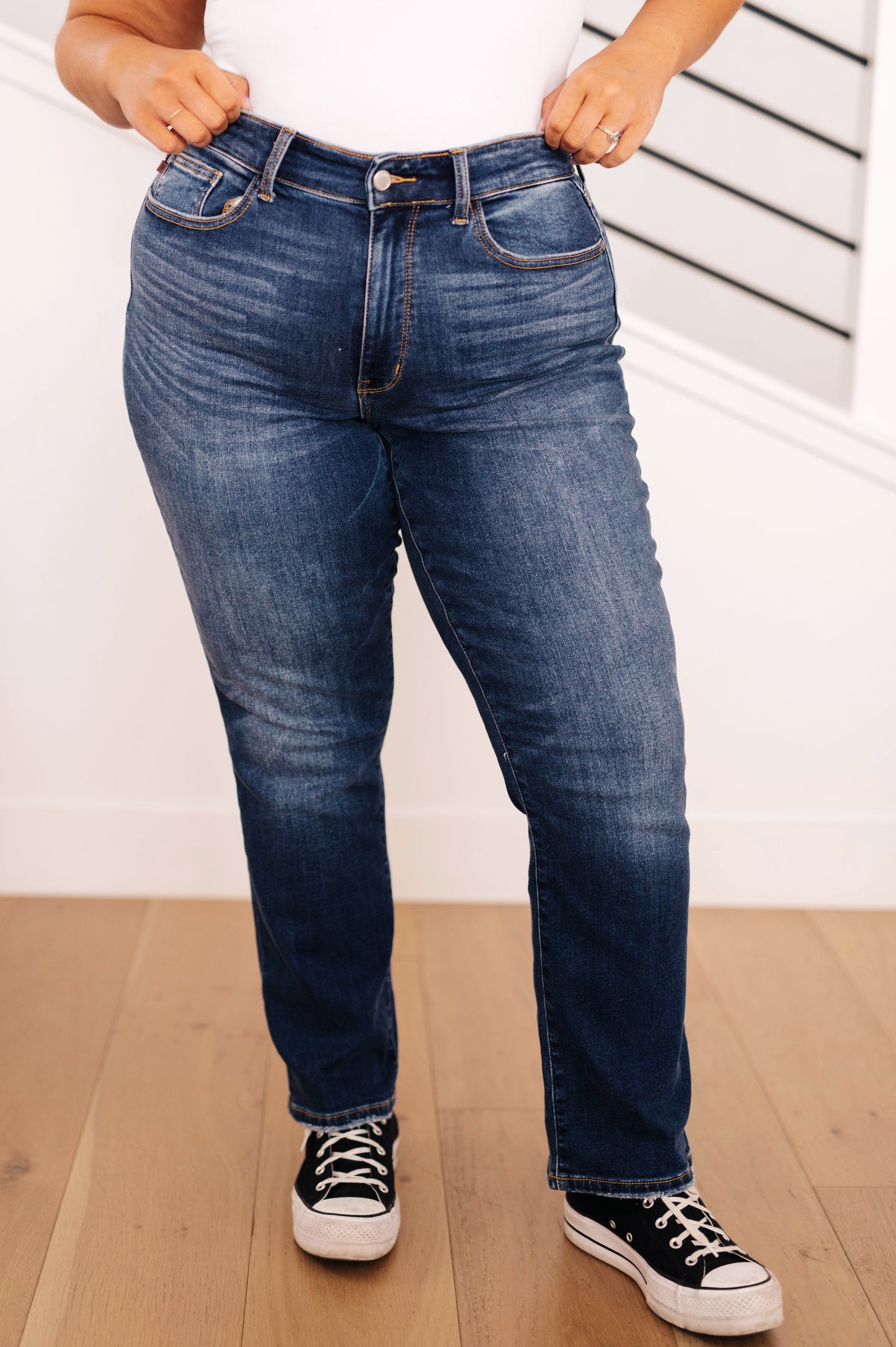 JUDY BLUE Estelle High Rise THERMAL Straight Jeans