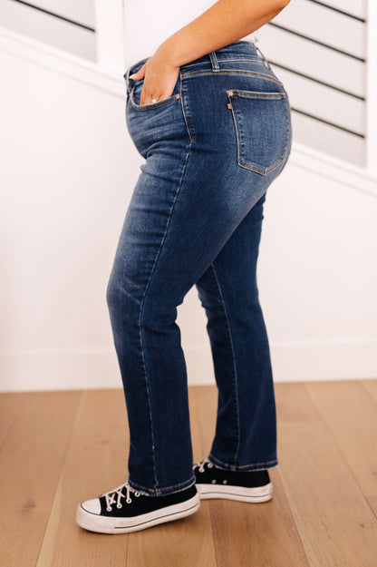 JUDY BLUE Estelle High Rise THERMAL Straight Jeans