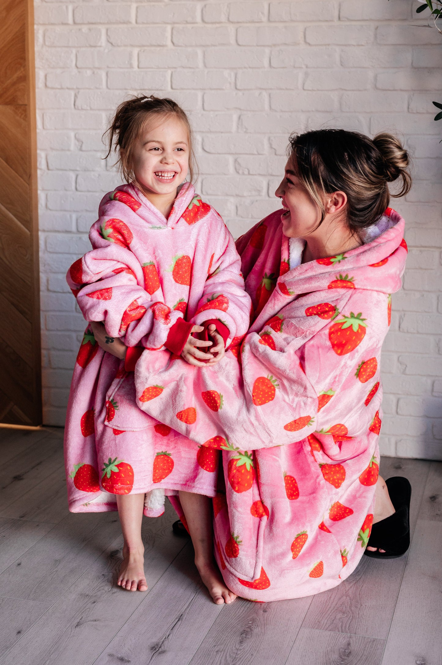 KIDS Oversized Velour Blanket Hoodie, Strawberry