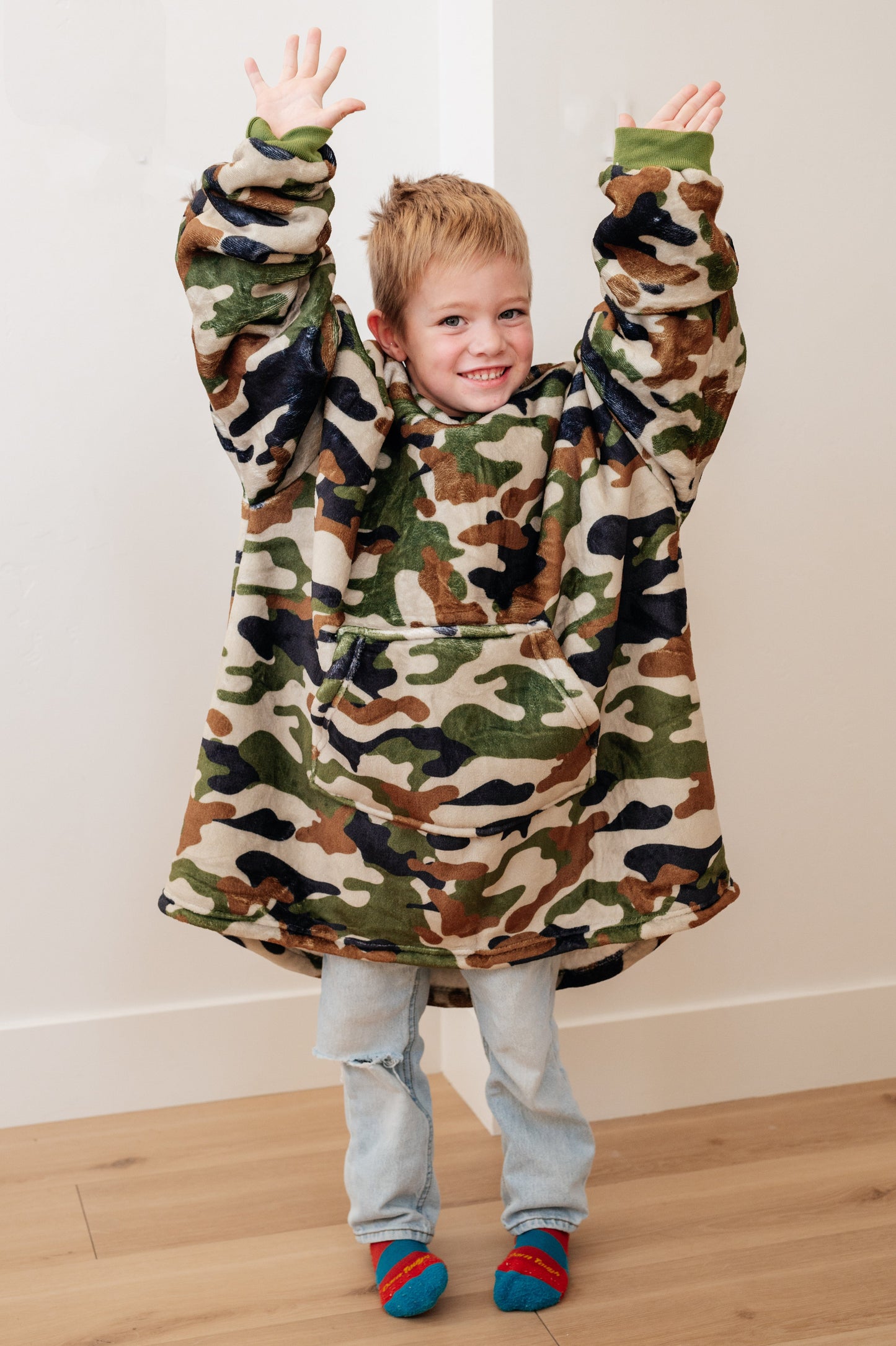 KIDS Oversized Velour Blanket Hoodie, Camo