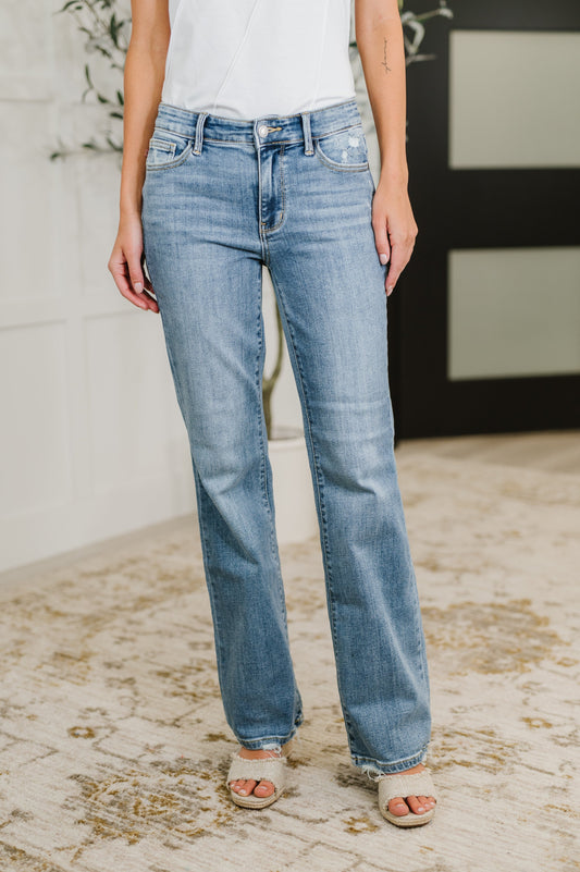 JUDY BLUE Lorena Mid Rise Vintage Wash Bootcut Jeans