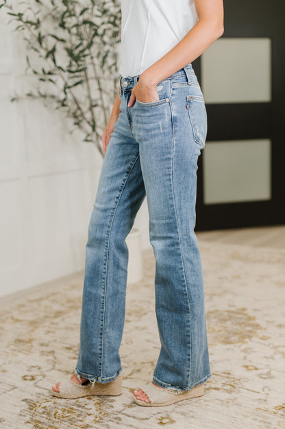 JUDY BLUE Lorena Mid Rise Vintage Wash Bootcut Jeans