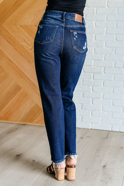 JUDY BLUE Montana Rigid Magic Distressed Straight Jeans