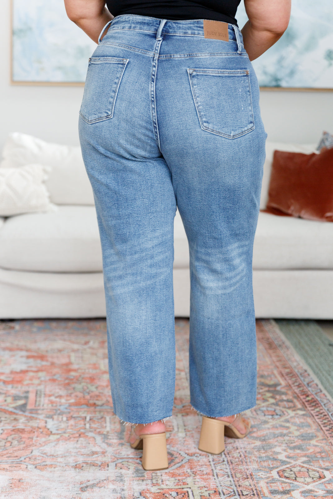 JUDY BLUE Nora High Rise Rigid Magic Destroy Slim Straight Jeans