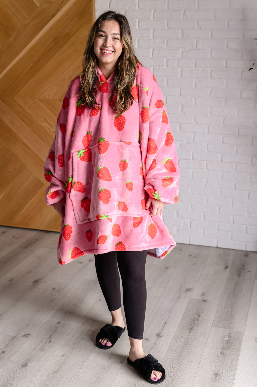 Oversized Velour Blanket Hoodie, Strawberry