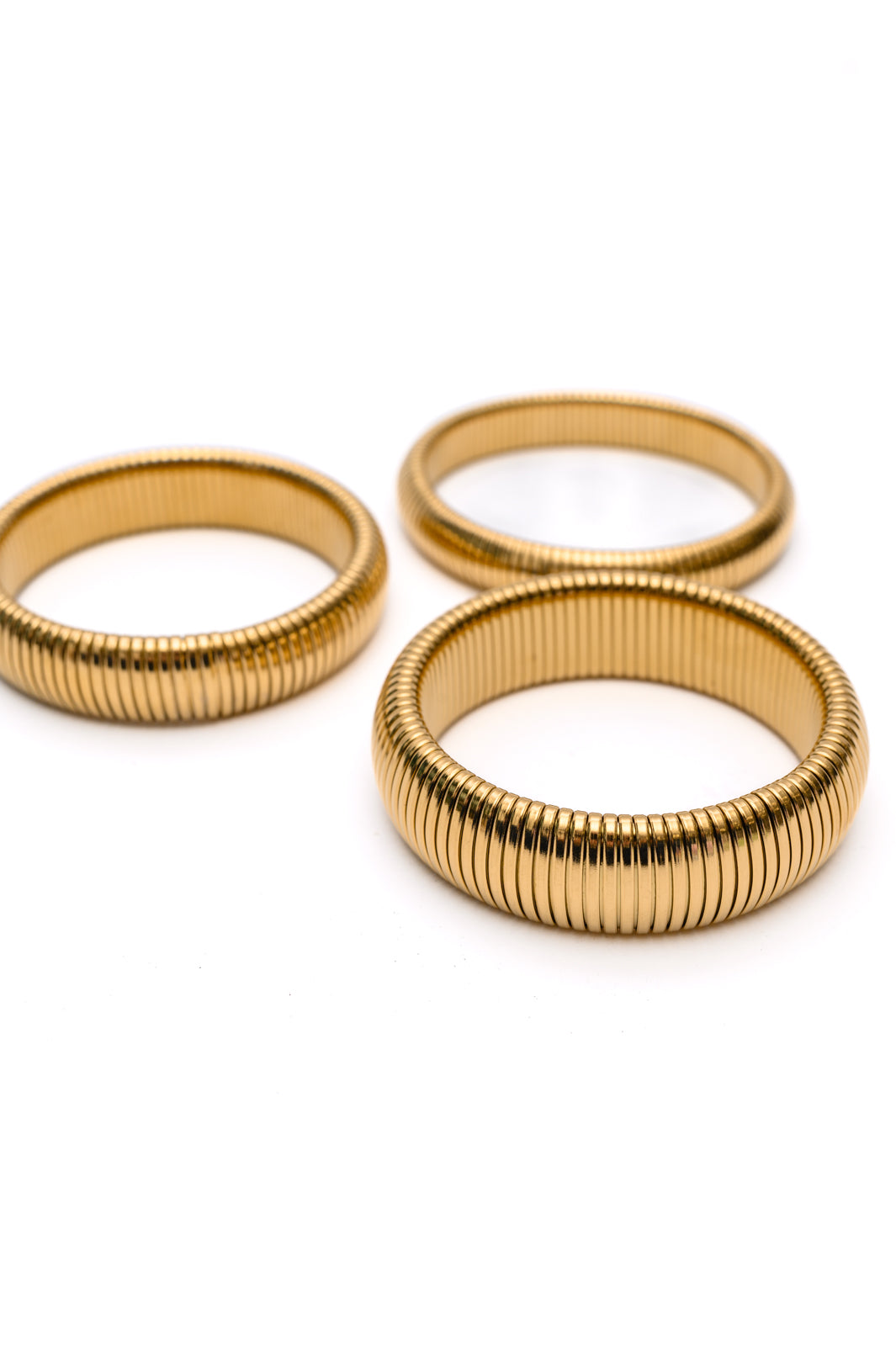 Set of 3 Ribbed Bangle Bracelets, Gold