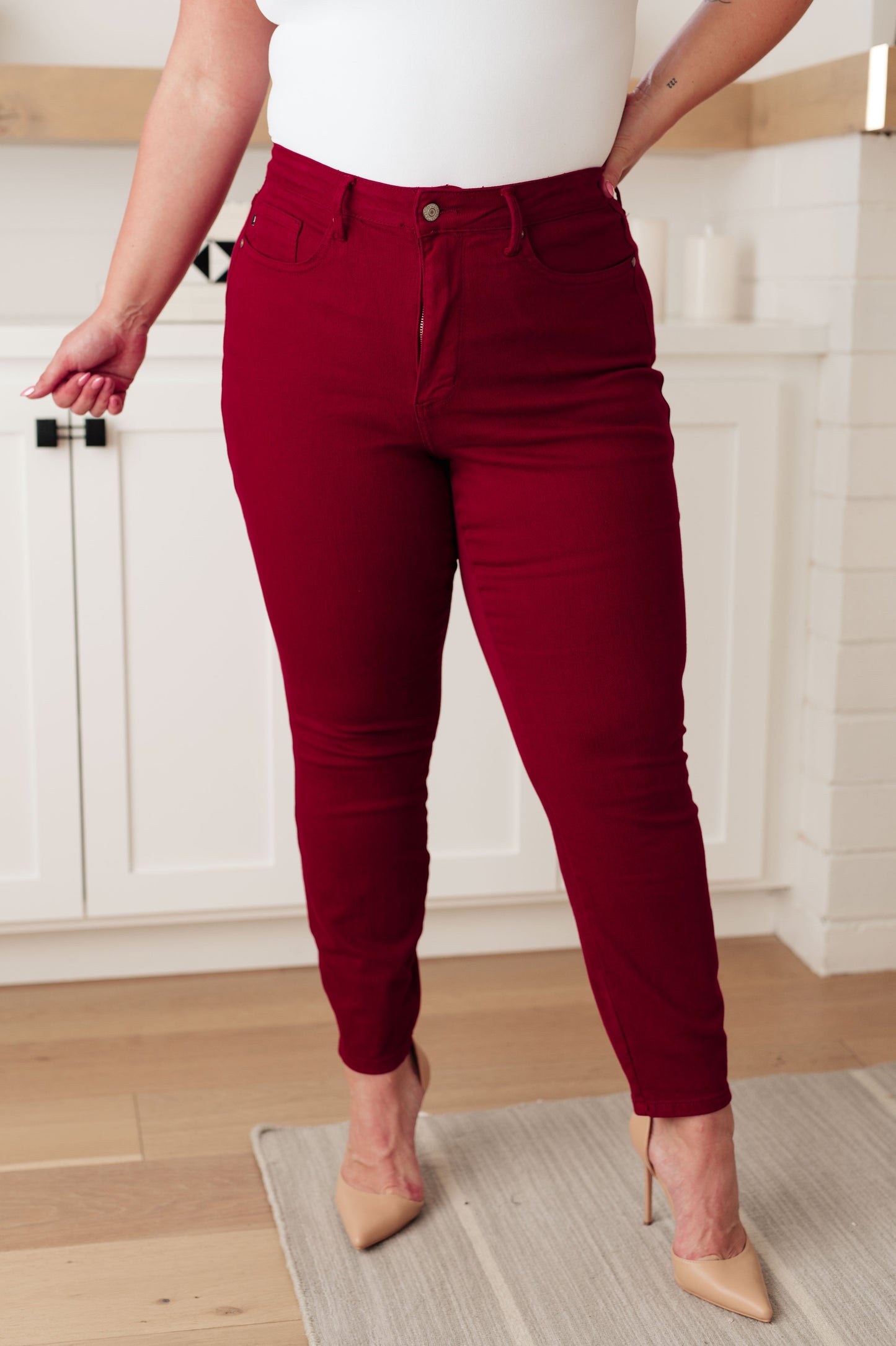 JUDY BLUE Scarlet Tummy Control Skinny Jeans