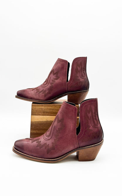 Naughty Monkey Western Kickin' Booties, Burgundy