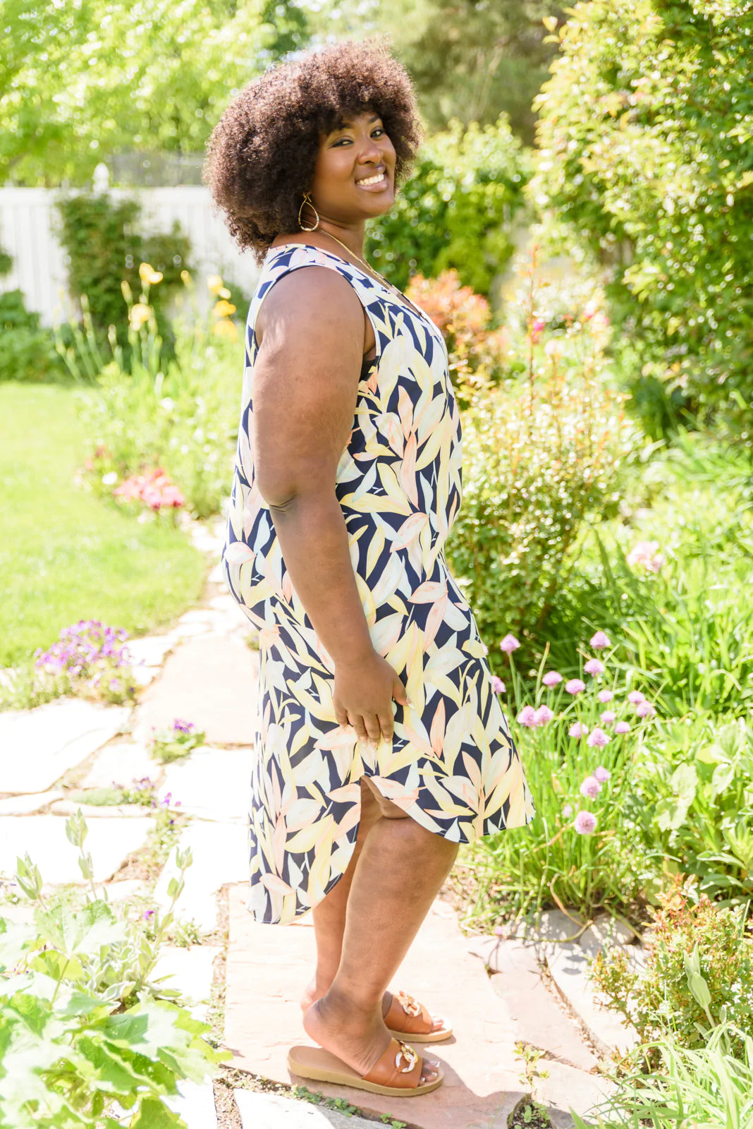 bold floral midi dress Evie Midi- Bold Floral