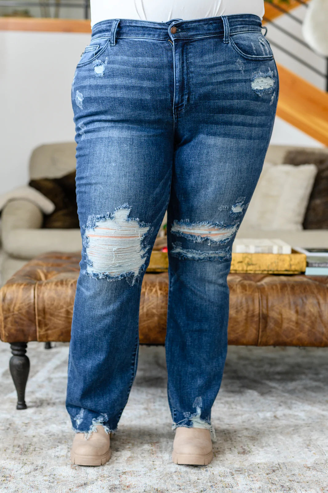 JUDY BLUE Christine Slim Bootcut Destroyed Jeans