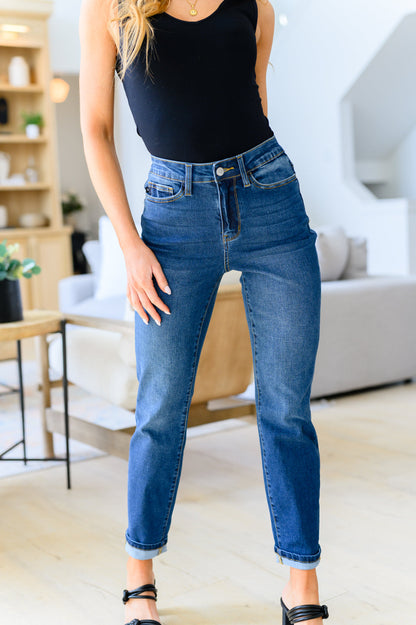 JUDY BLUE Downtown High-Rise Cooling Boyfriend Jeans