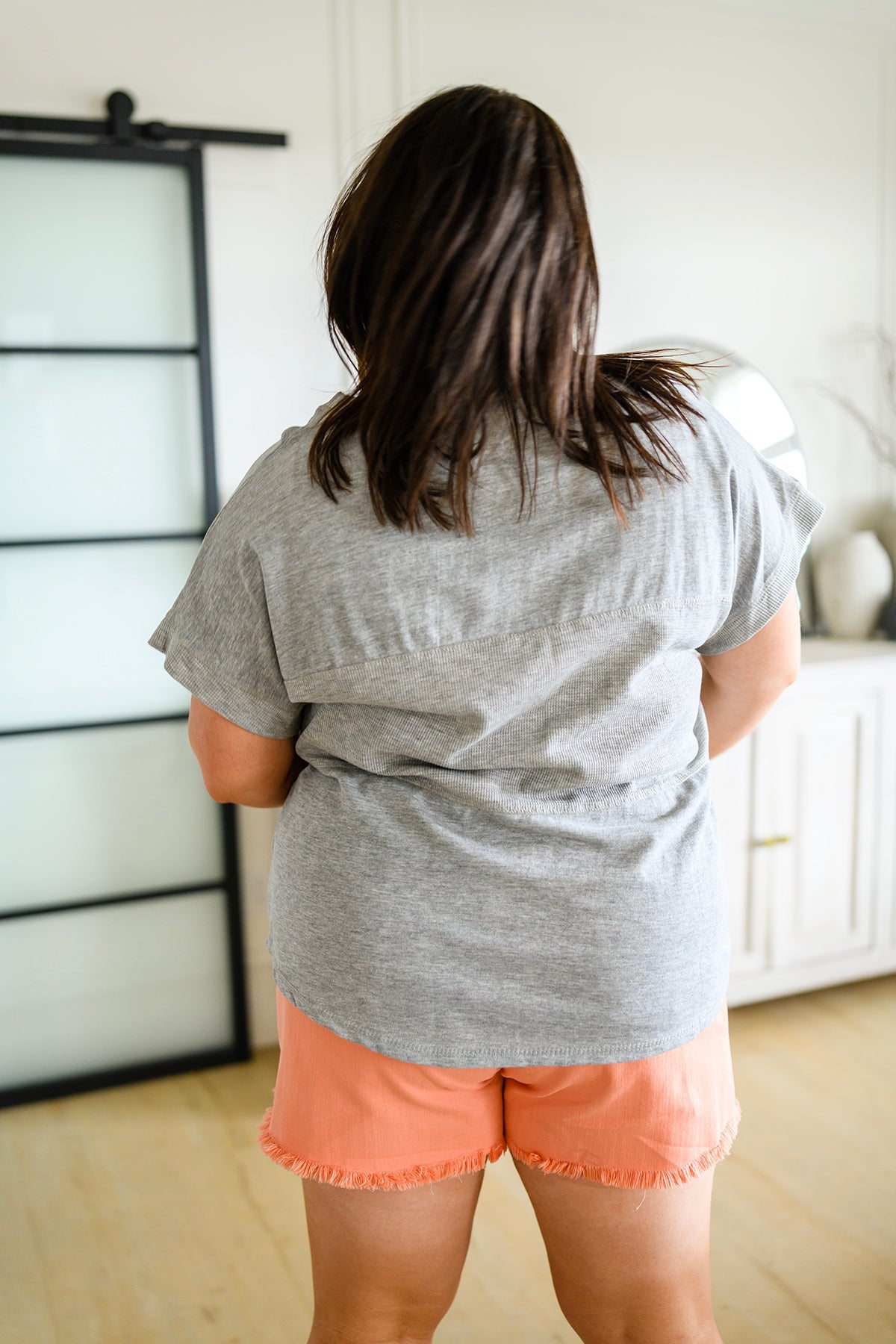 Unmarked Remarks Ribbed Tee, Grey